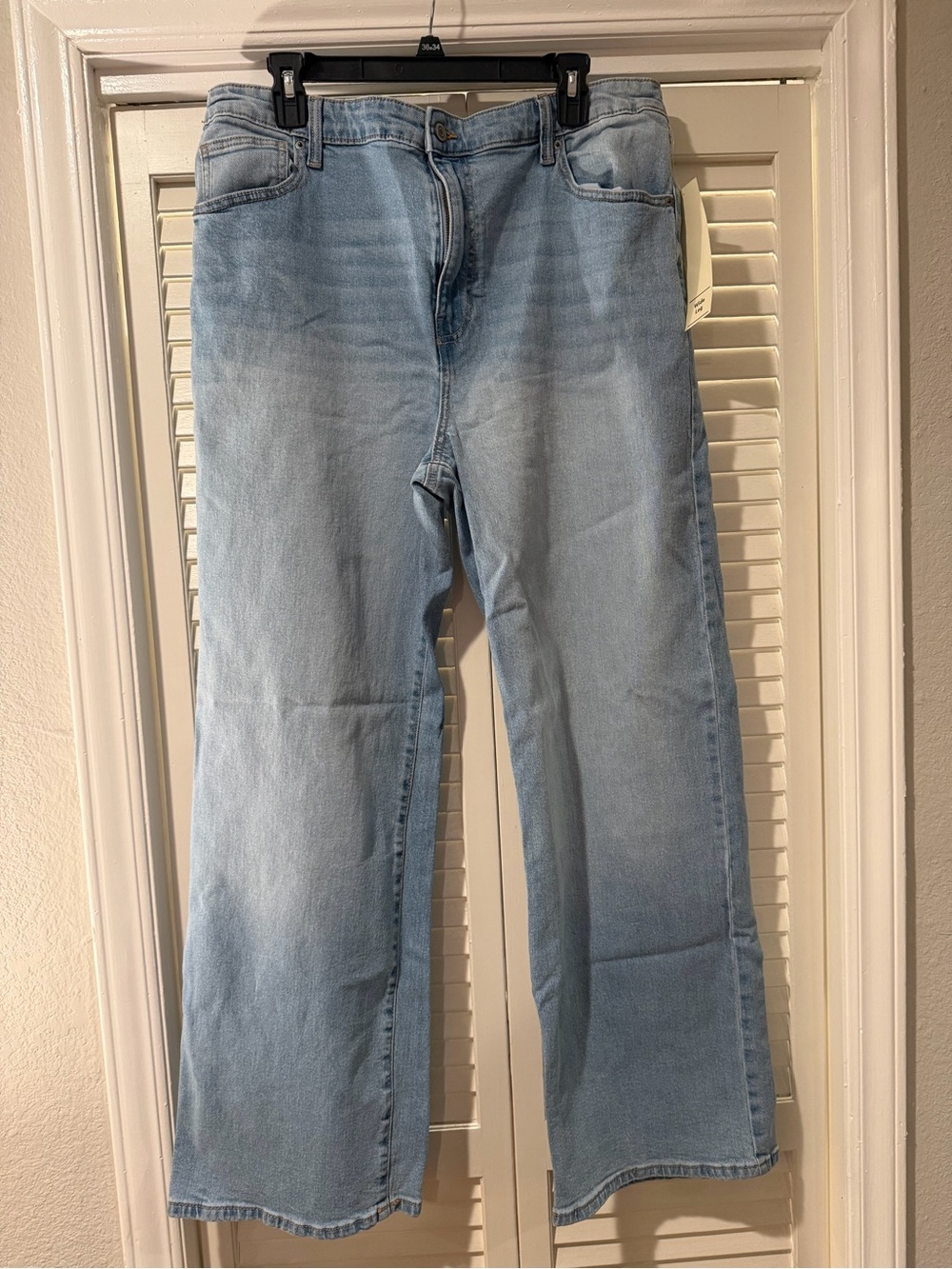NWT! Wide Leg Jeans